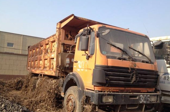 重庆图木舒克报废车回收,车辆报废回收公司